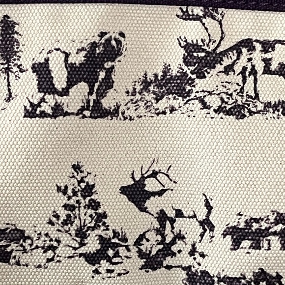 Lands End Woodland Toile Large Tote Deep Purple and Cream - Picture 11 of 14